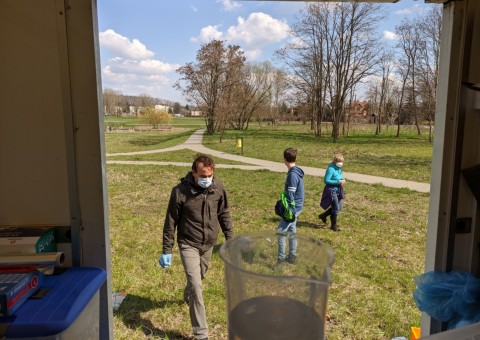 Pobieranie prób wody – Staw Wasiaka, Łódź